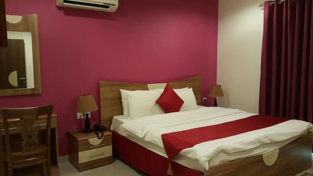 Al Manaf Hotel Suites Μουσκάτ Εξωτερικό φωτογραφία