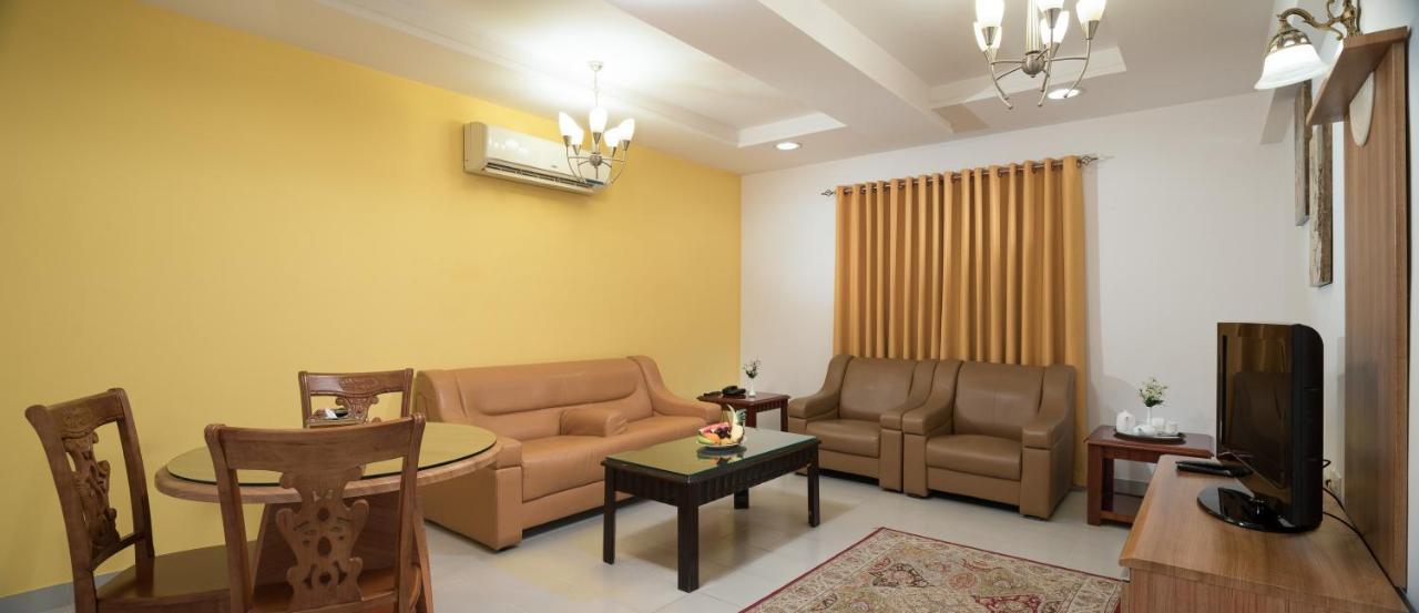 Al Manaf Hotel Suites Μουσκάτ Εξωτερικό φωτογραφία